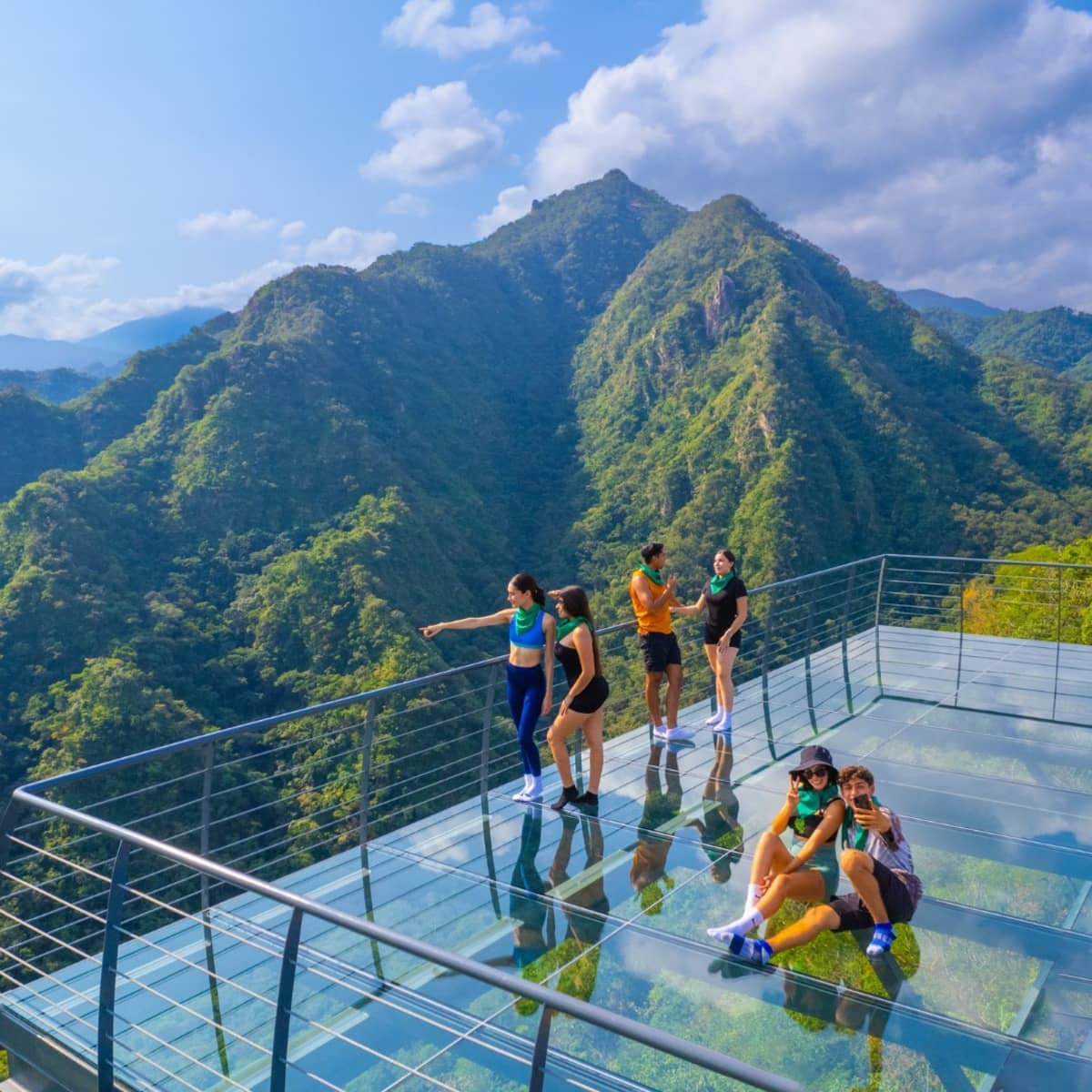 Muchos no lo saben pero es uno de los miradores más bonitos de México con vistas a la Sierra Madre 
