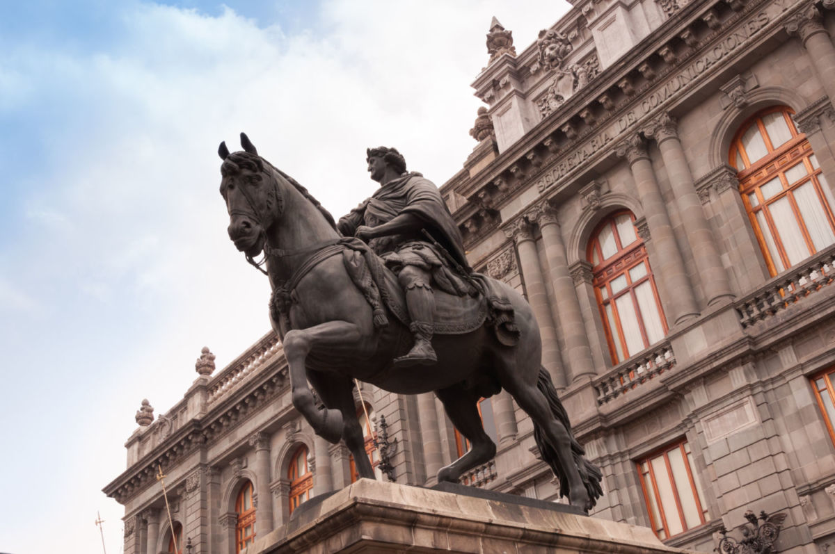 Escultura ecuestre de Carlos IV, mejor conocida como ‘El Caballito’