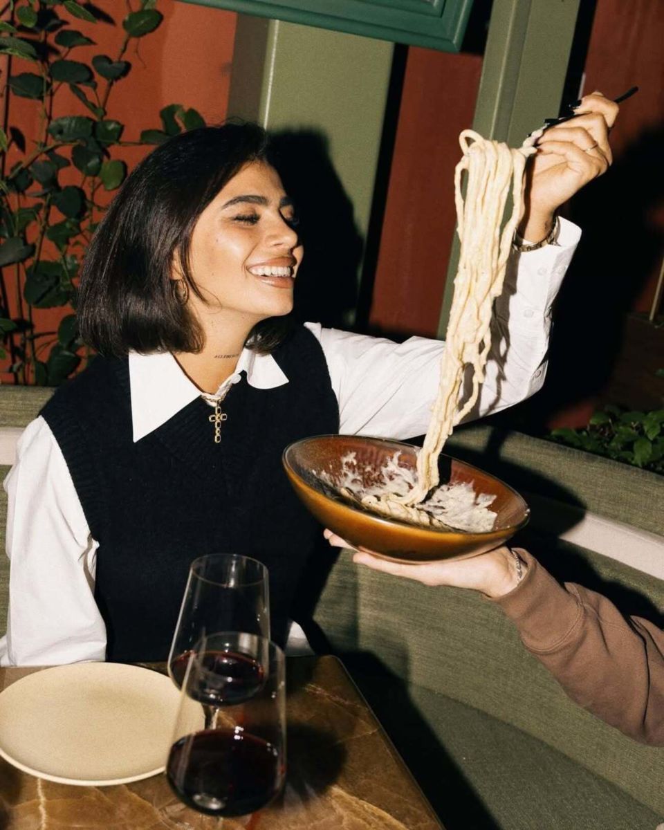 Pasta cacio e pepe en Piazza Pasticcio.
