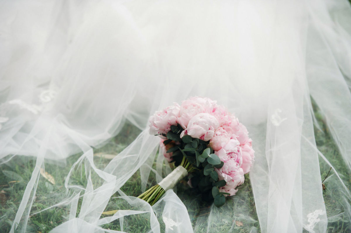 Ramo de novia de peonias. 