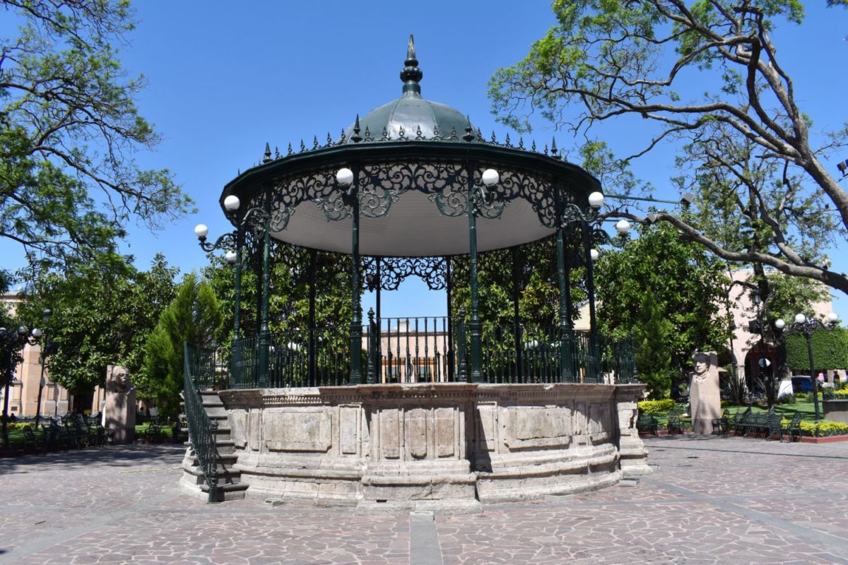 Kiosco de la plaza central de Lagos de Moreno 