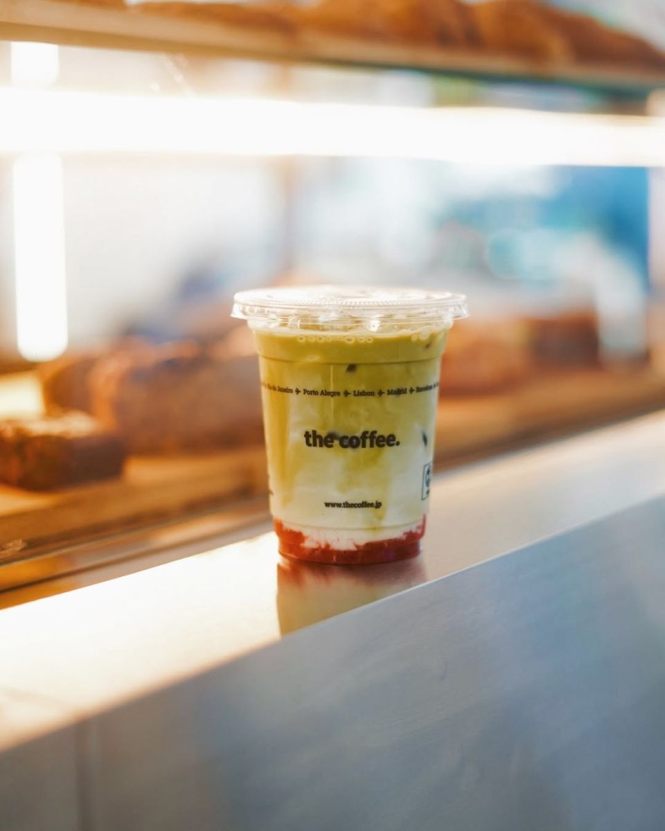 Ichigo Matcha es una bebida que fusiona los sabores del matcha con las fresas frescas. 
