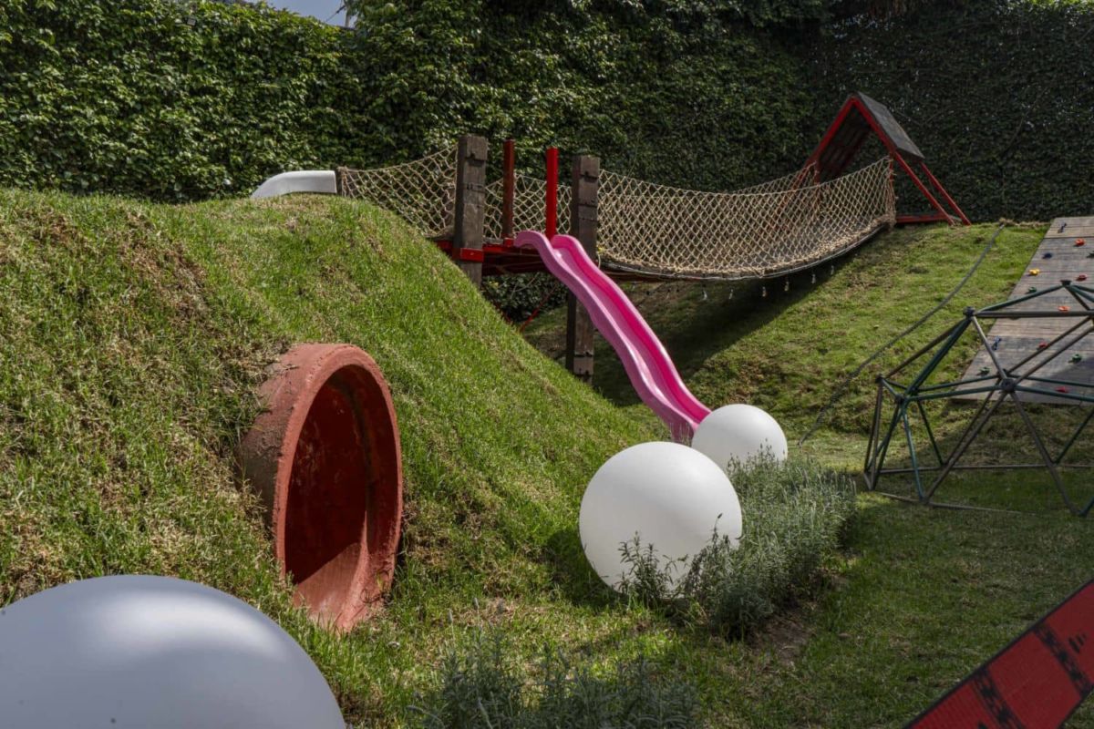 Si quieres hacer feliz a tu hijo este Día del Niño llévalo a comer a este restaurante en la CDMX con una amplia zona de juegos y áreas verdes 