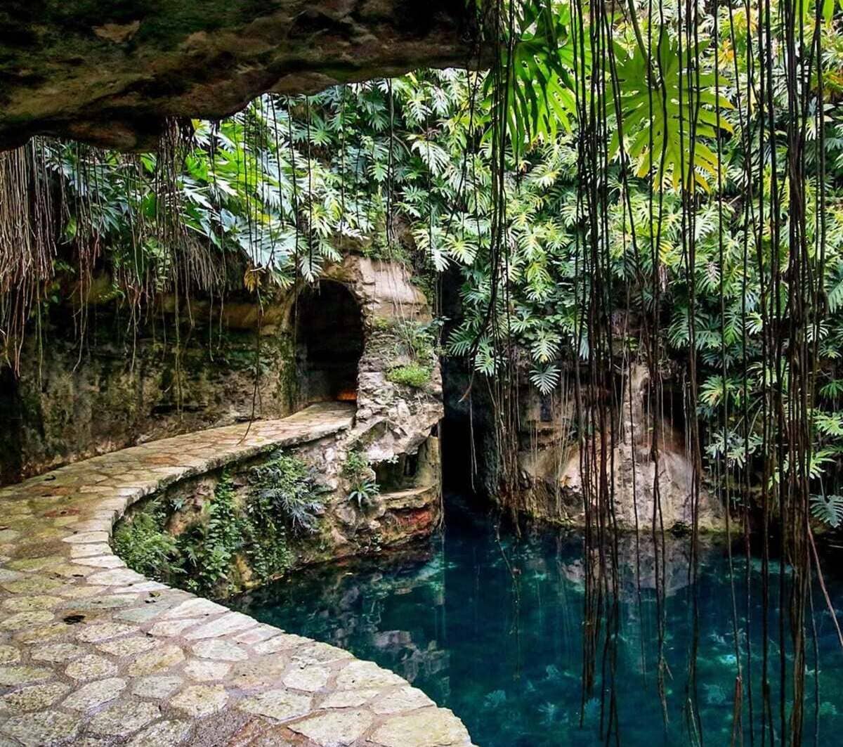 El mágico lugar donde la última emperatriz de México se bañaba: ahora puedes nadar ahí y comer en su restaurante   