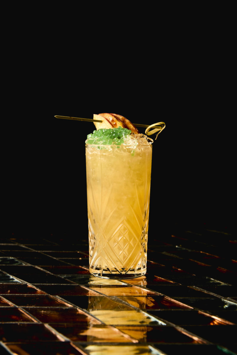 Coctelería de autor en PEPE mesa española, CDMX.