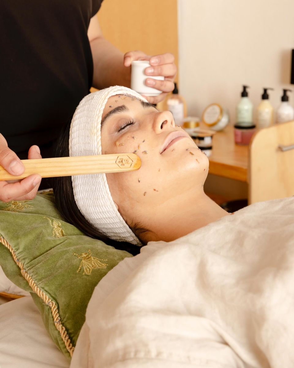 Cinco planes que sí le van a gustar a tu mamá para celebrarla en su día 