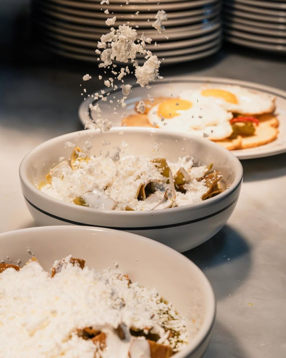 Los chilaquiles son uno de los platillos típicos más populares de México 