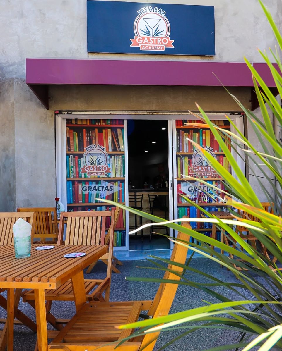 BEVA Bar en Puerto Vallarta 