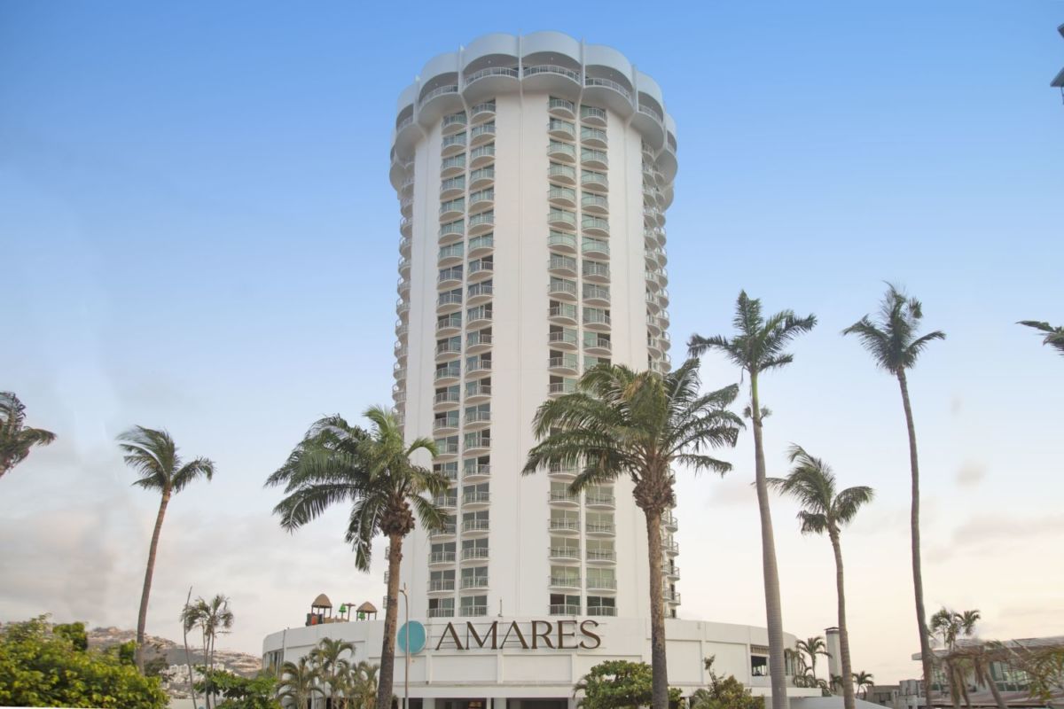 Si en tu niñez querías hospedarte en este nostálgico hotel de Acapulco, esta Semana Santa lo puedes hacer con descuento