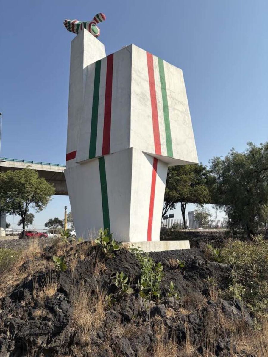 Escultura de La Ruta de la Amistad