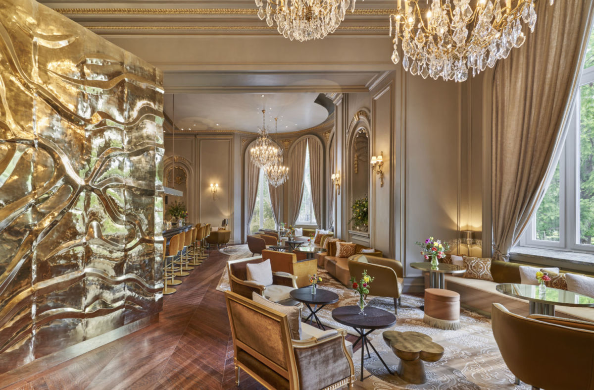 Pictura se ubica dentro del Mandarin Oriental Ritz Madrid
