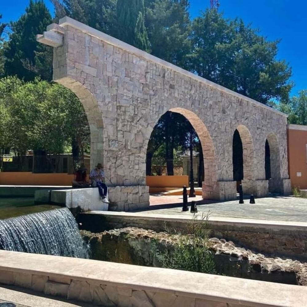 Los Arcos en el Pueblo La Constancia