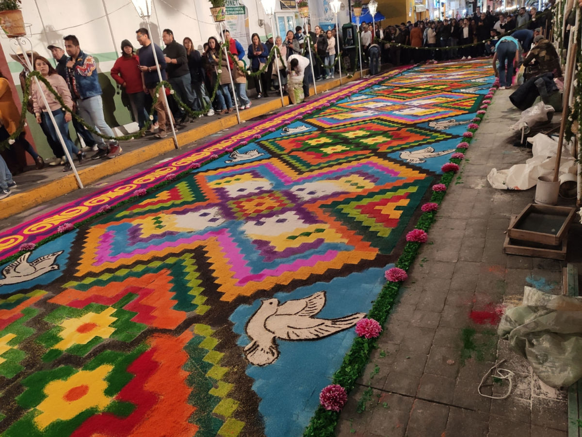 Huamantla es famoso por sus tapetes 