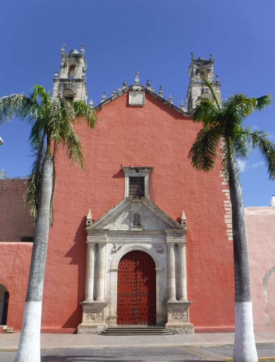El Templo y Ex Convento de San Juan Bautista se ubica en Motul, Yucatán 