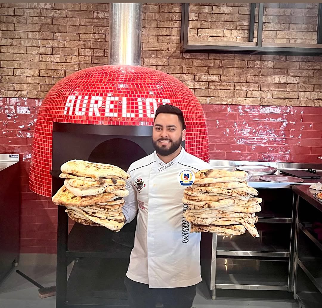 Joshua Serrano uno de los mejores pizzaiolos del continente