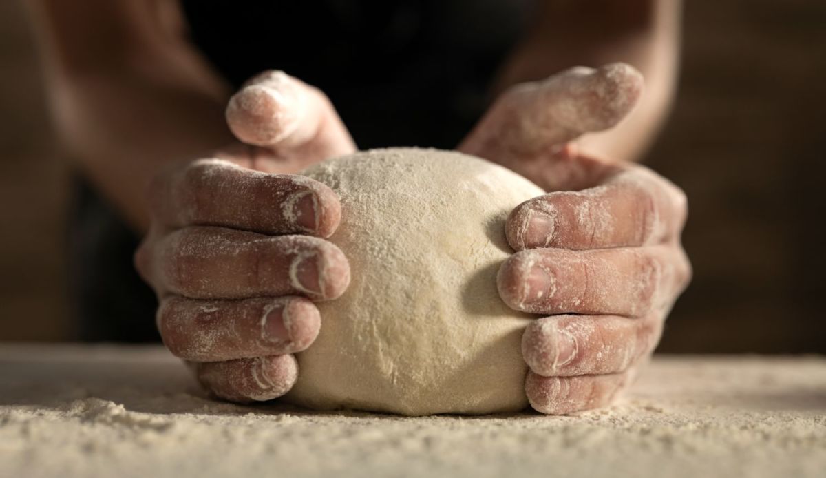 Preparar conchas tiene varios procesos para la masa y la cobertura dulce 