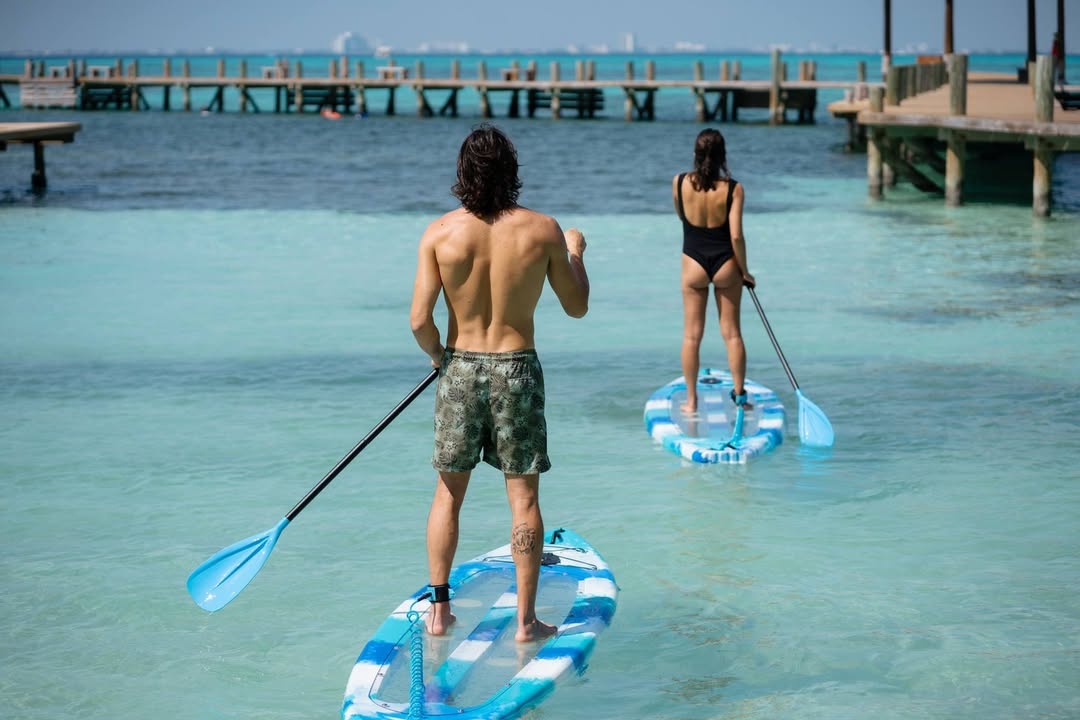 Paddleboard en el caribe mexicano. 