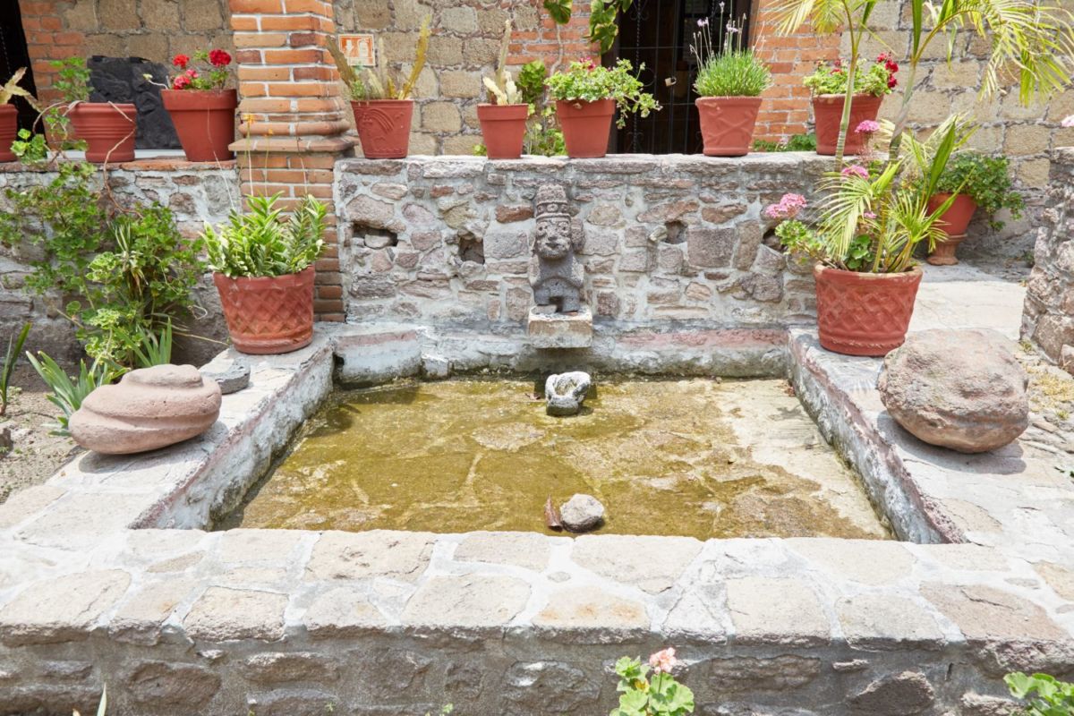 Un Barrio Mágico con un acueducto y una pirámide sin salir de la CDMX