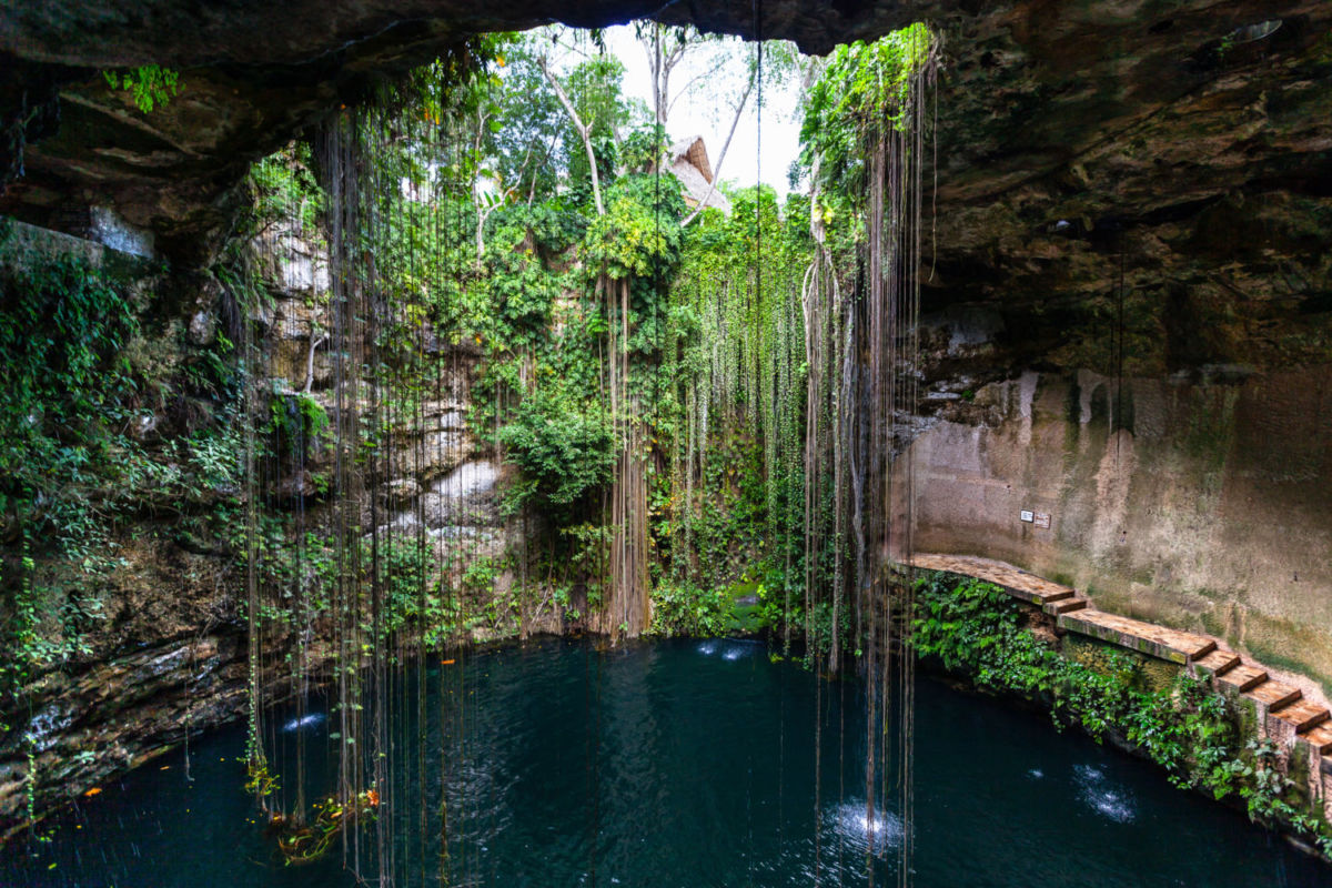 pozo de agua sagrada en Yucatán 