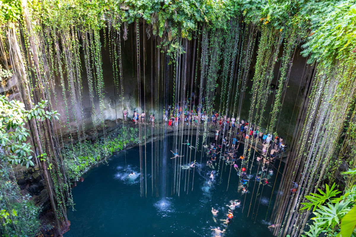 ¿Sabías que puedes nadar en un cenote sagrado muy cerca de Chichén Itzá? Aquí los detalles  