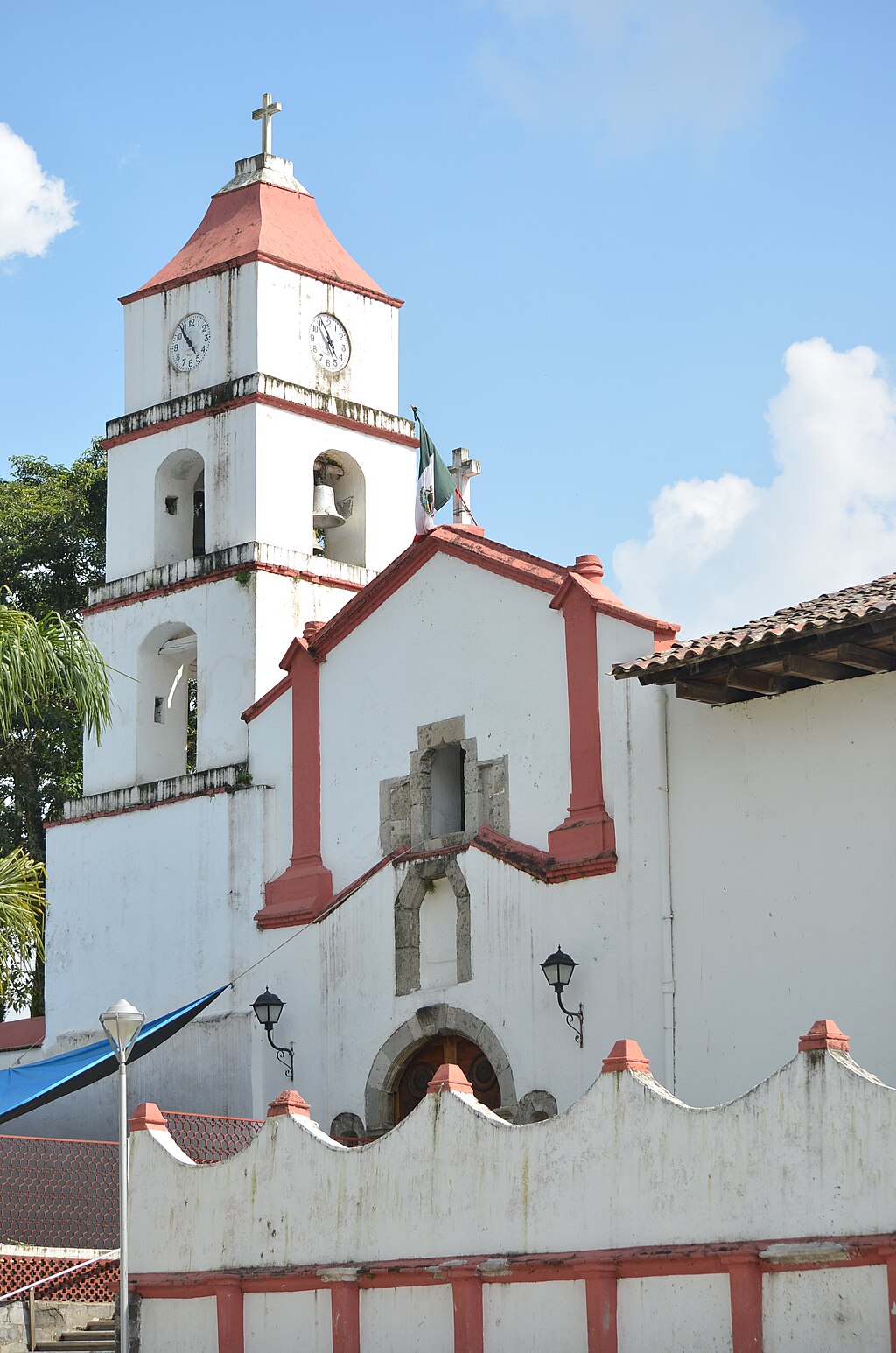 El pueblo de San Pablito ubicado en Pahuatlán es considerado la cuna del papel amate