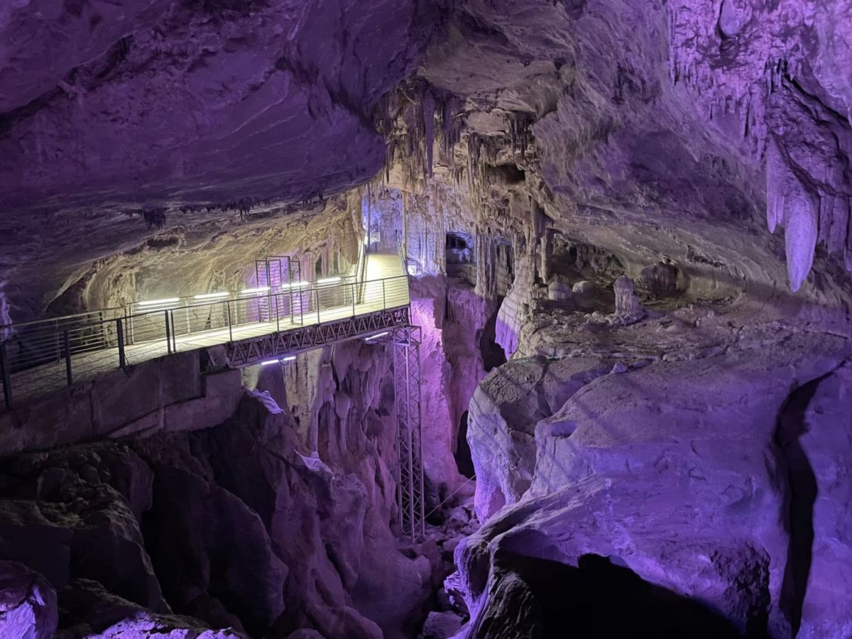 Si nunca has ido a unas grutas subterráneas, estas están a solo 2 horas de la CDMX y cuestan $45 pesos