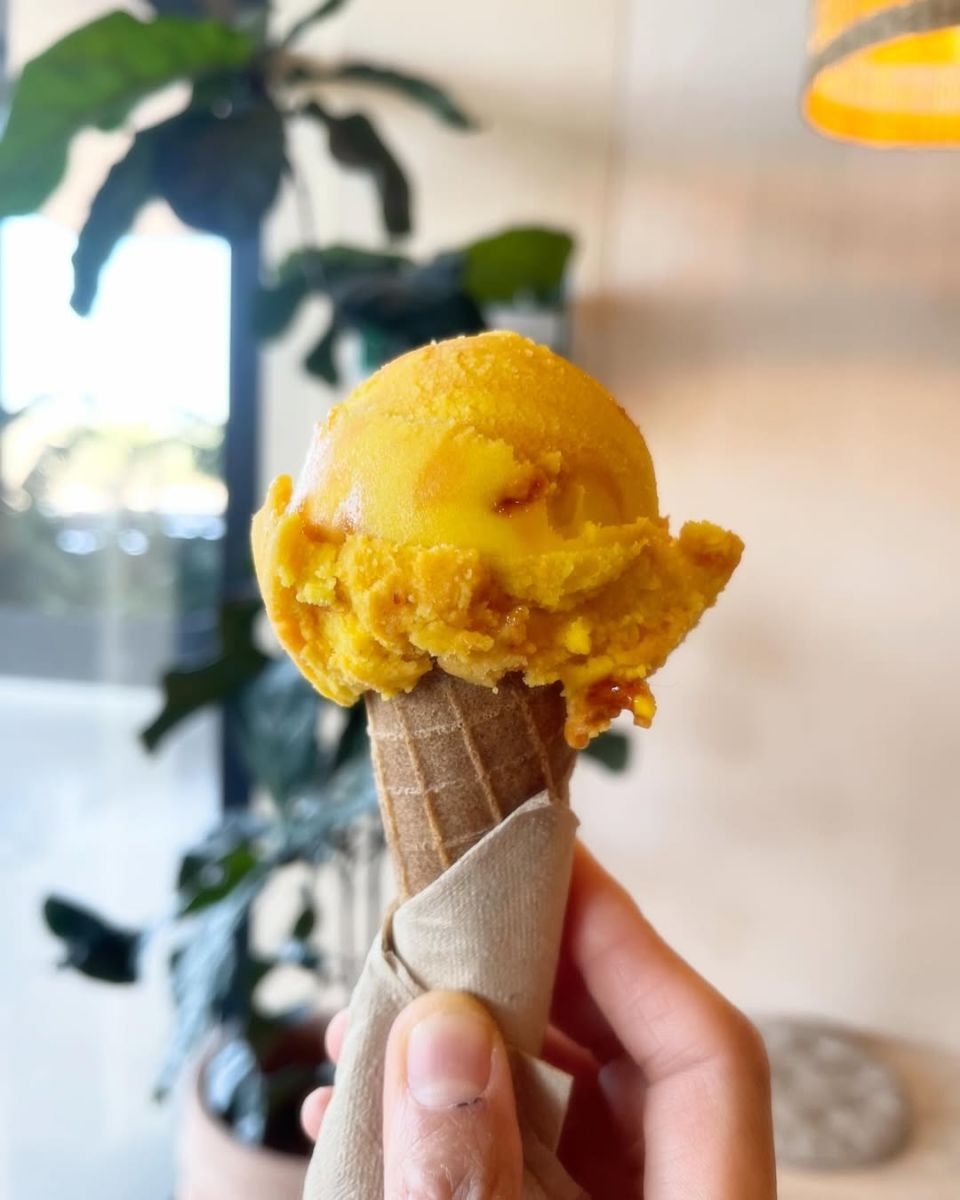 Sorbete de mango con chamoy y skwinkles