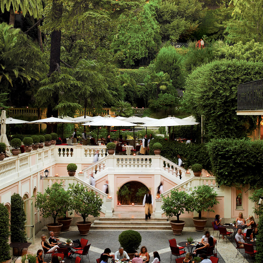 Jardín secreto del Hotel de Russie en Roma