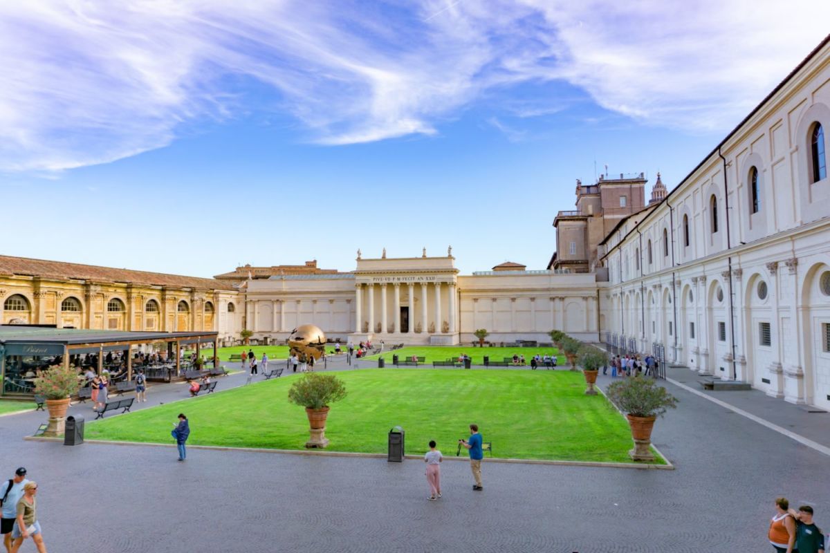 Patio de la Pigna en el Museo del Vaticano