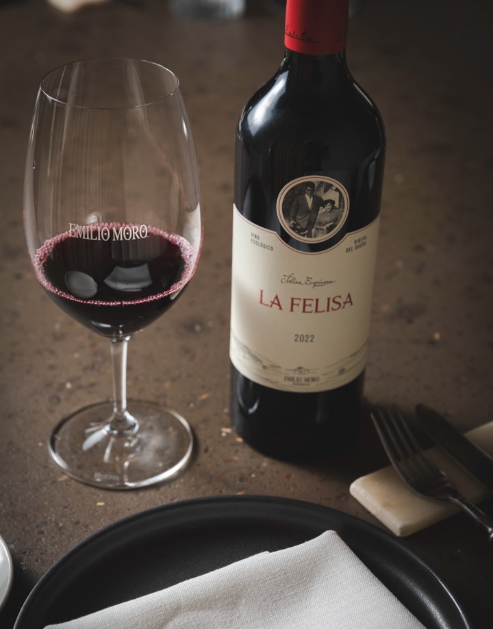 vino para el dia de las madres