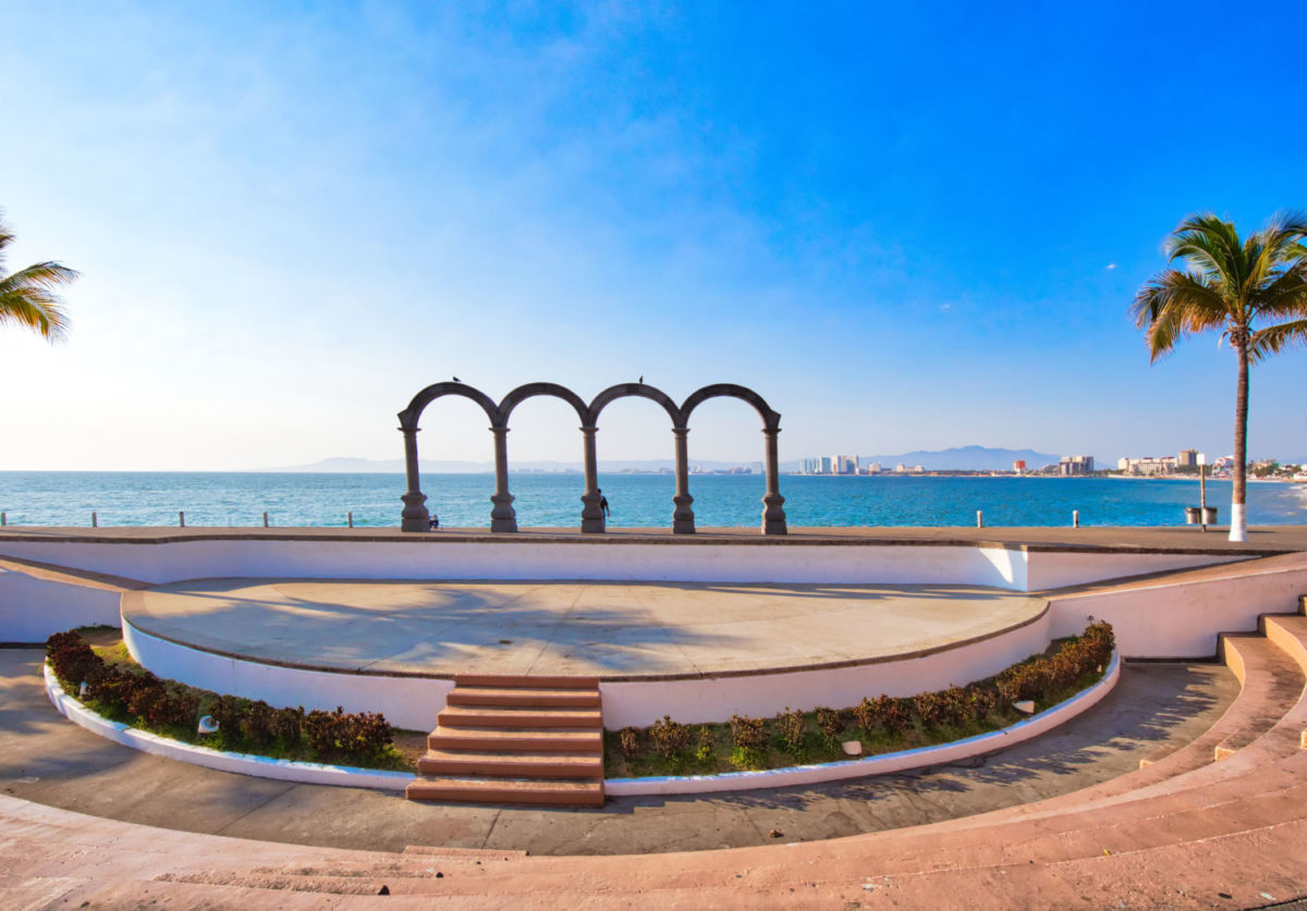 Los Arcos del malecón de Puerto Vallarta