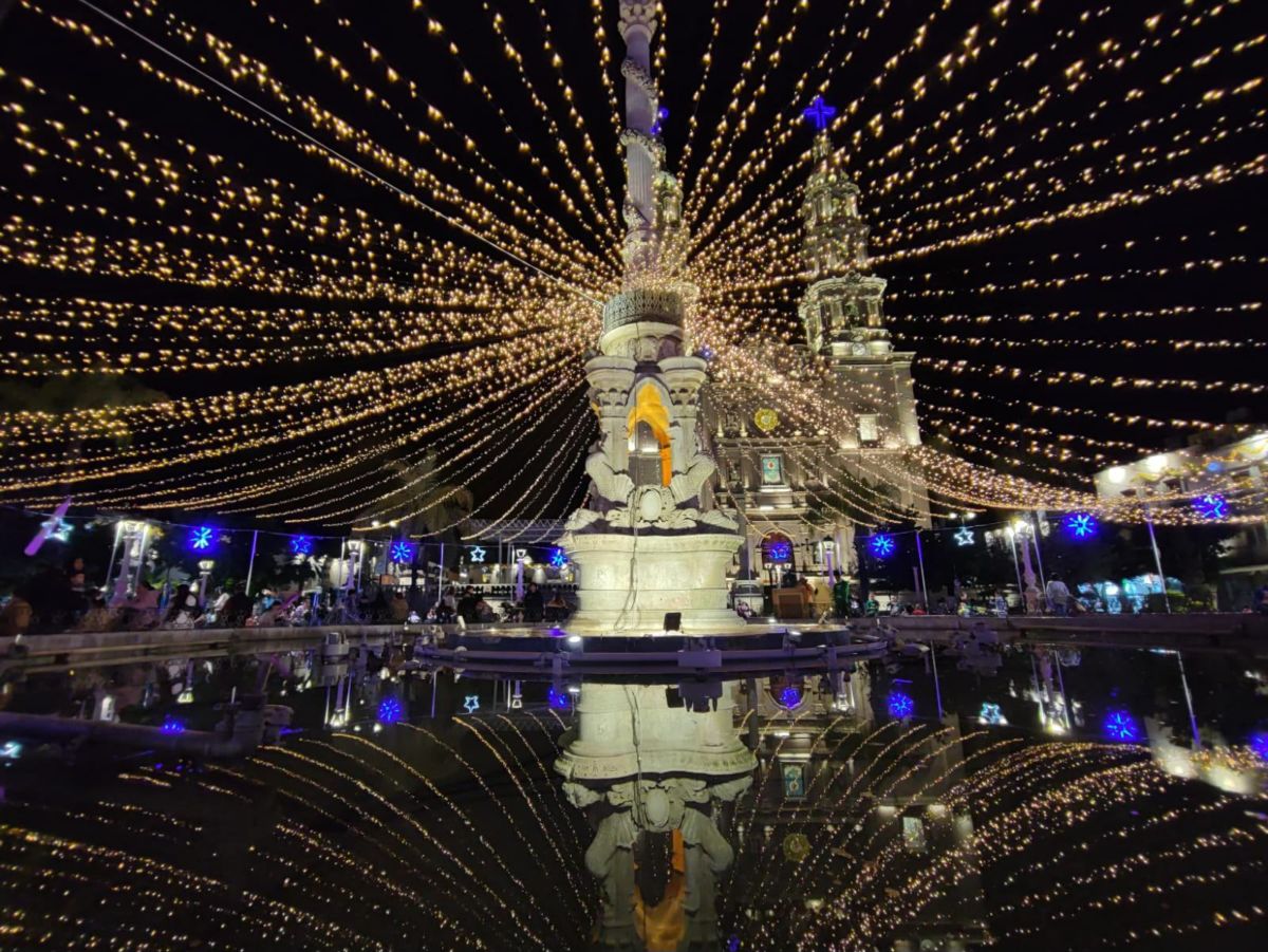 Luces navideñas en San Juan de Los Lagos