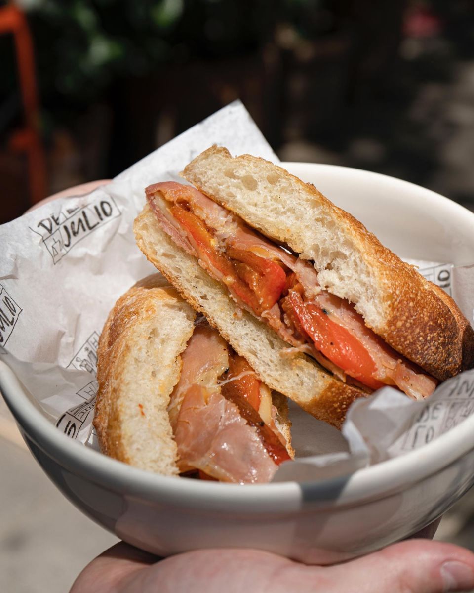 sandwiches en la Juárez