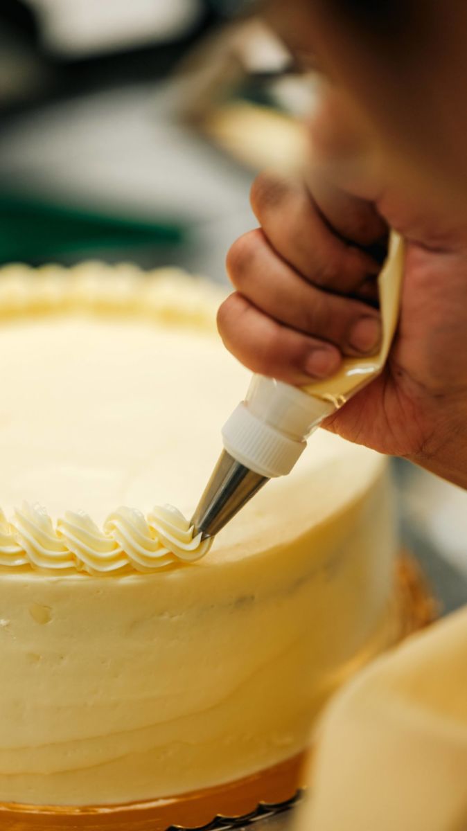 Necesitas agendar ¡YA!, el mejor plan con tus amigas es este taller de decoración de pasteles