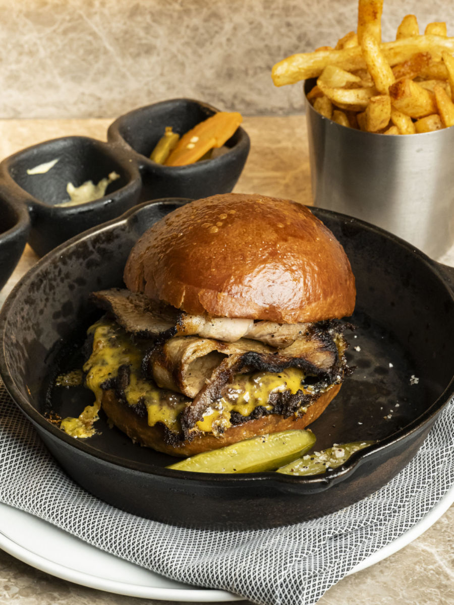 Con esta hamburguesa edición especial en la CDMX, harás a tu papá el más feliz del mundo