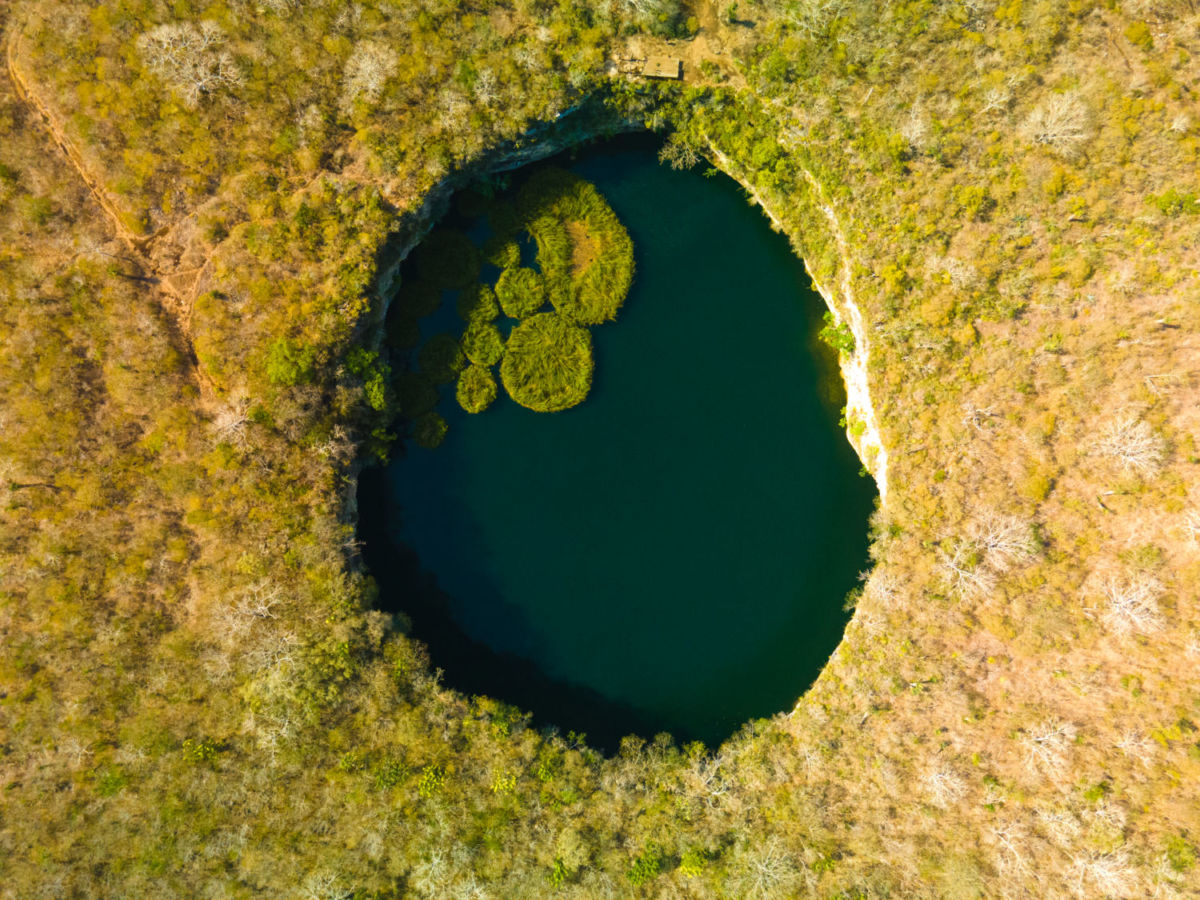 Cenote El Zacatón en Tamaulipas 