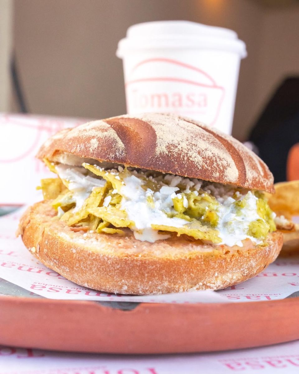 Dónde comer tortas de chilaquiles en CDMX 