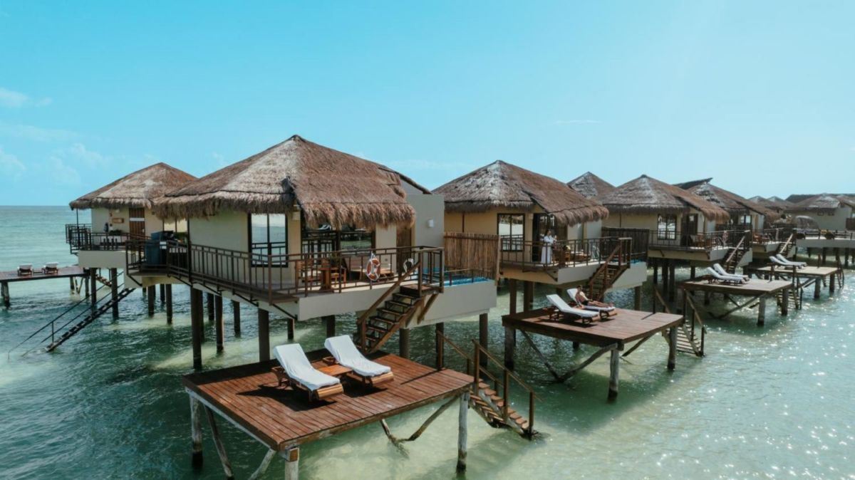 Palafitos Overwater Bungalows en la Riviera Maya