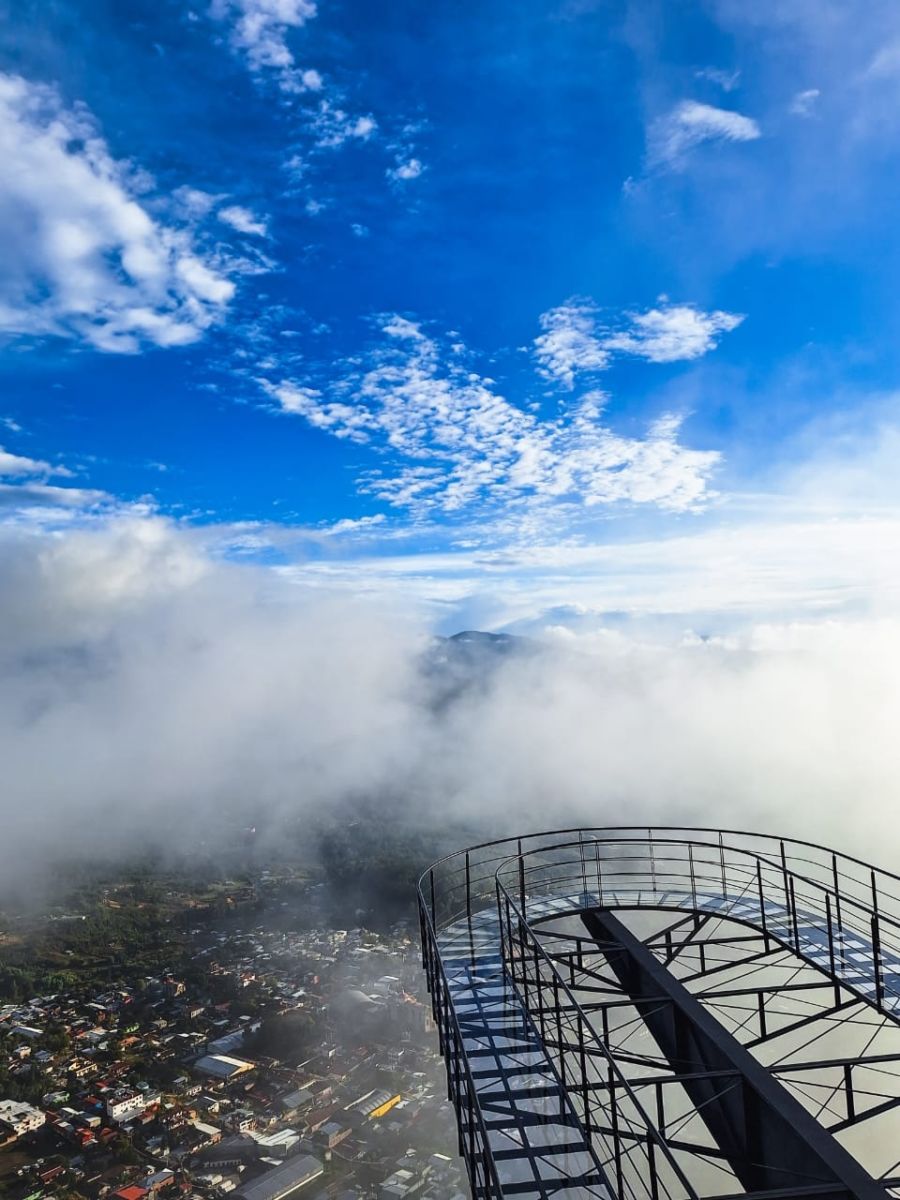Es uno de los miradores más altos de Latinoamérica que hasta sentirás que tocas el cielo con tus manos 