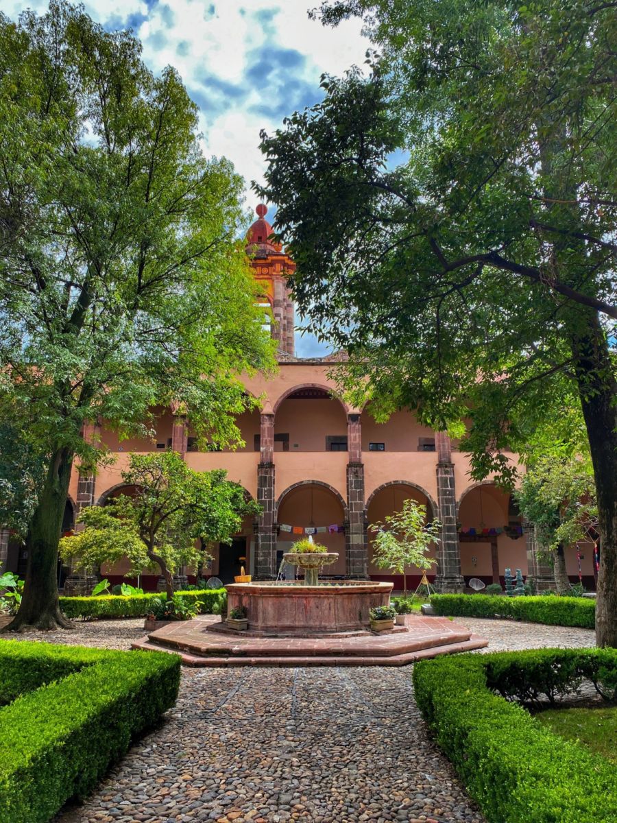 Centro Cultural Ignacio Ramírez El Nigromante
