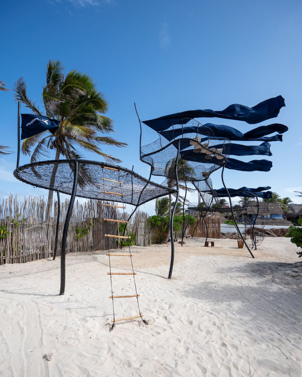 gimnasio al aire libre en la playa de Tulum 