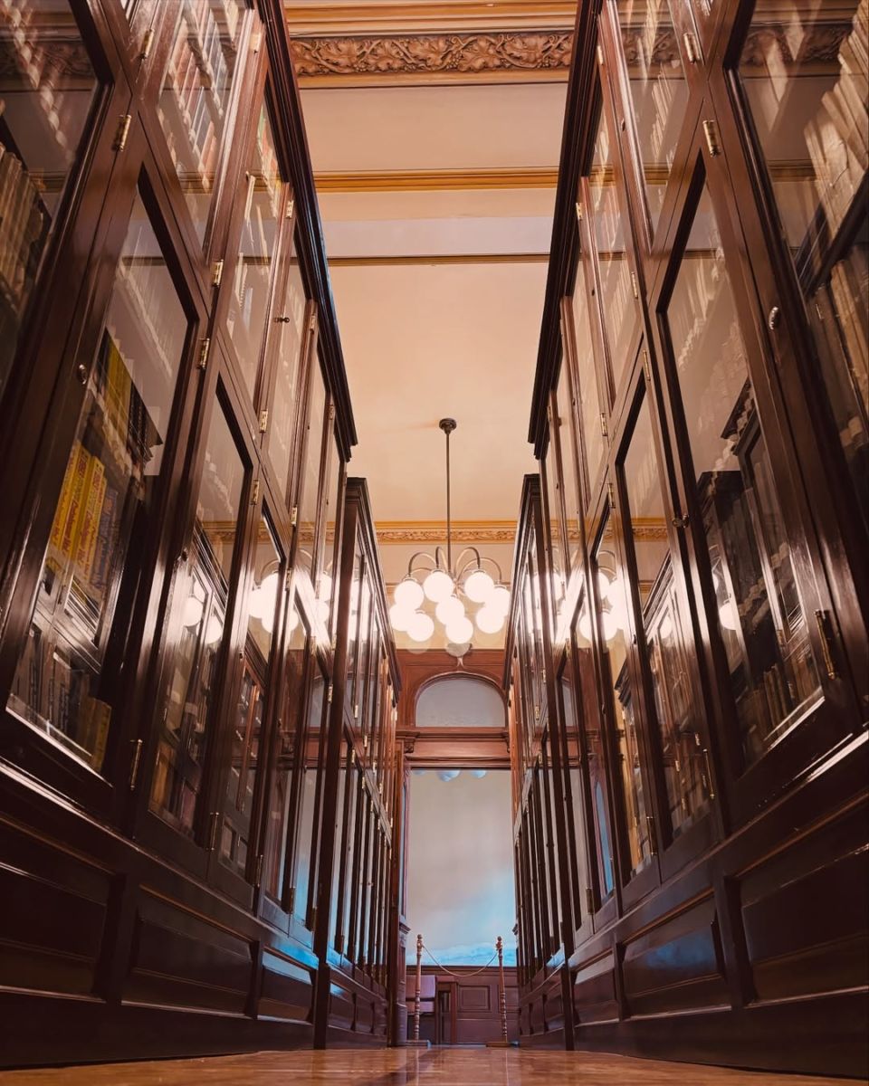 Biblioteca del Palacio Postal