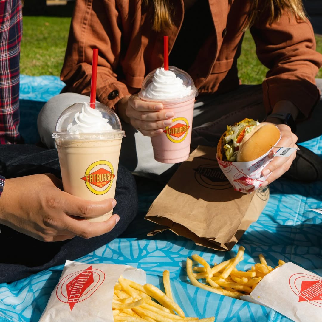 hamburguesas cerca del parque hundido