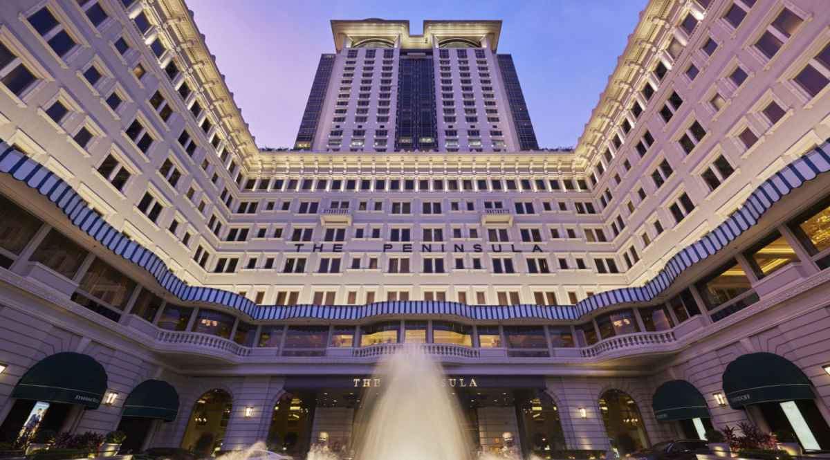 Este es el hotel más antiguo y lujoso de Hong Kong, y tiene las mejores vistas