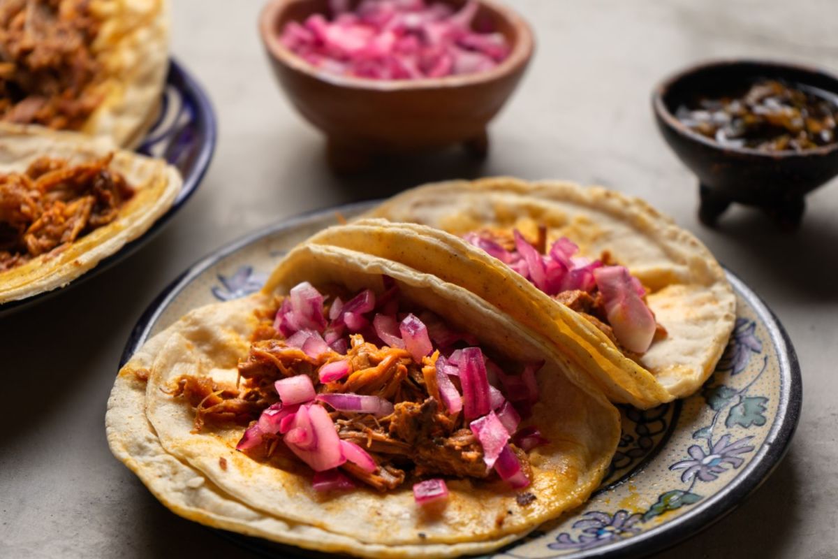 La cochinita pibil es un plato ancestral maya 