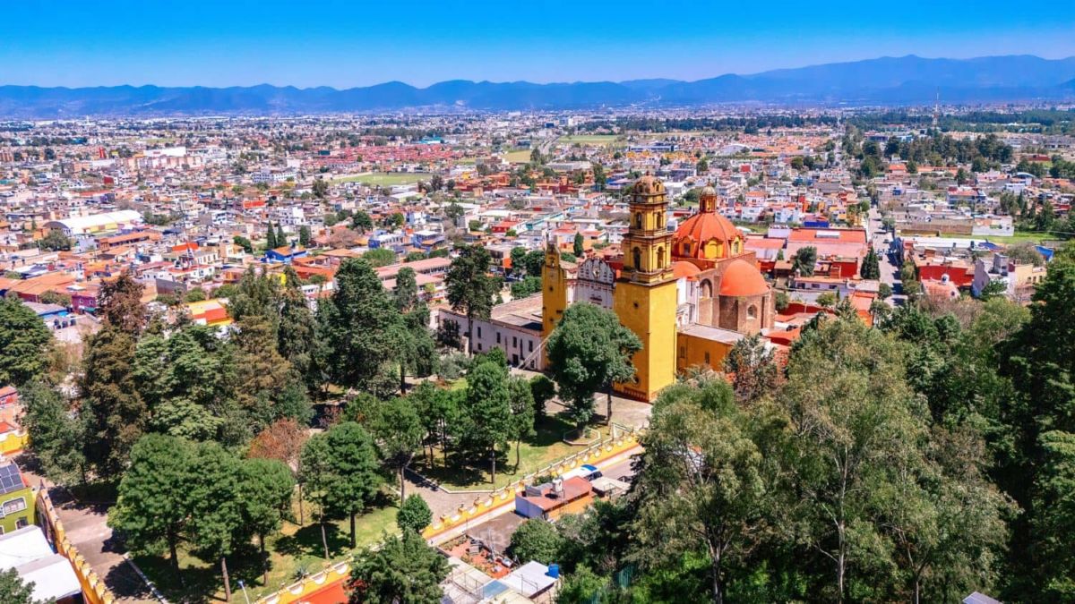 La gente va de entrada por salida al Pueblo Mágico más chiquito de México solo para comer sus quesadillas y llevárselas a casa, lo puedes recorrer en un día 