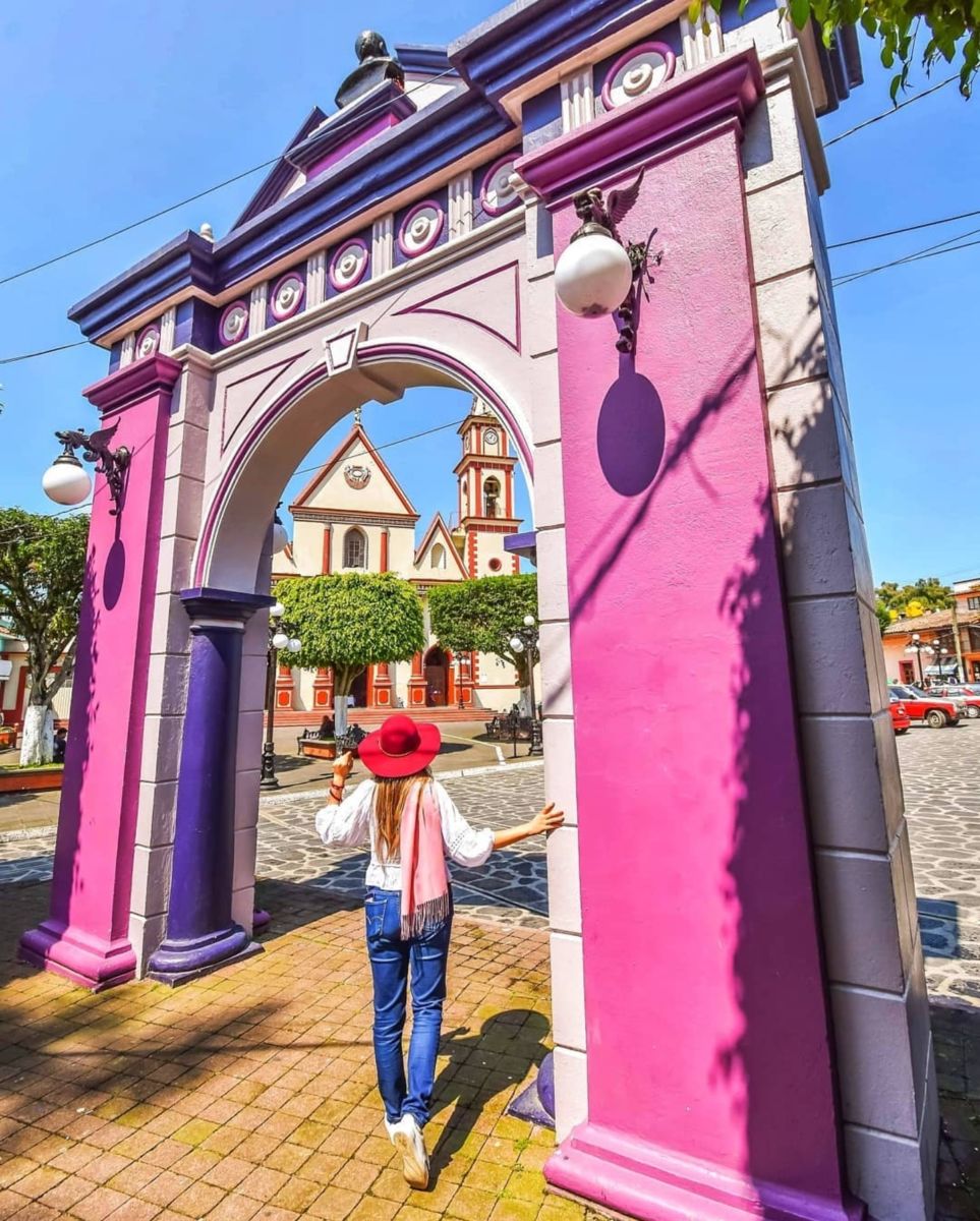 Este es el más reciente Pueblo Mágico de Veracruz y es de los mejores lugares para comprar botas y sombreros de piel