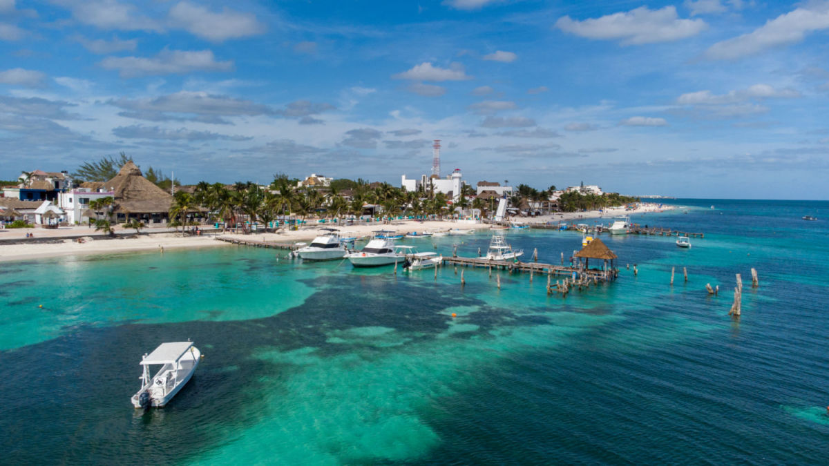 Puerto Morelos es hogar de un gran arrecife de coral