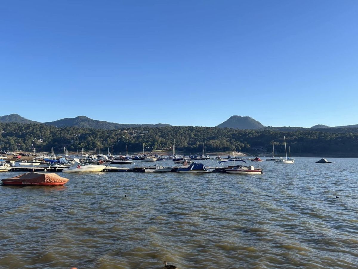 ¿Has comido en un restaurante flotante? En Valle de Bravo hay uno y se come delicioso