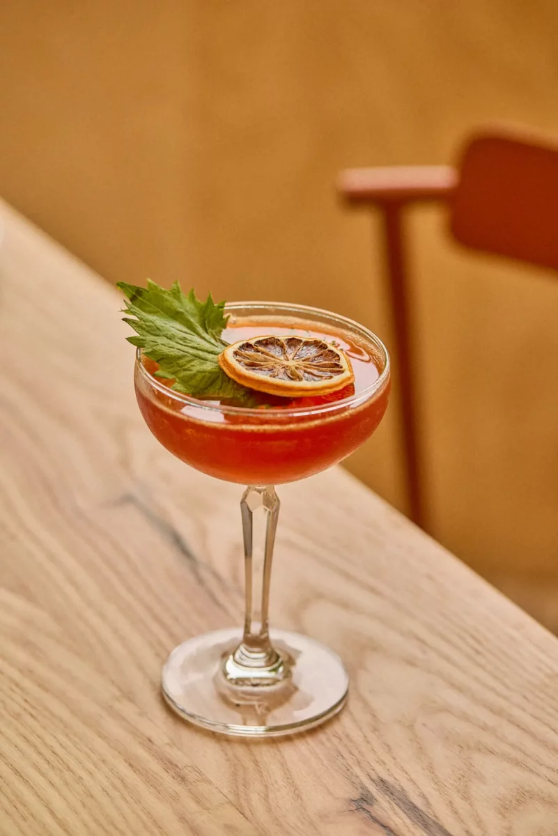 Coctel 'Yuzu Shakerato' en Panorama Rooftop